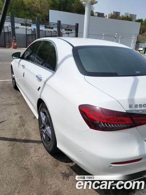 Mercedes-Benz E-Class E250 AMG Line, 2023