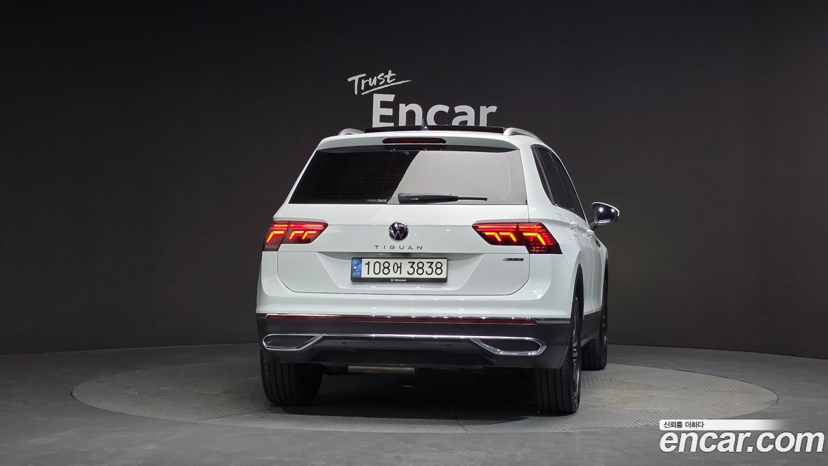 Volkswagen Tiguan 2.0 TDI 4Motion Prestige, 2022