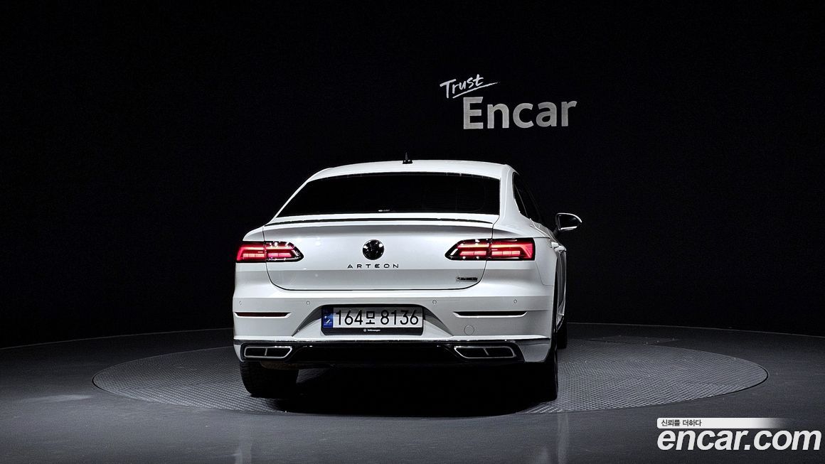 Volkswagen Arteon 2.0 TDI R-LIINE 4Motion, 2022