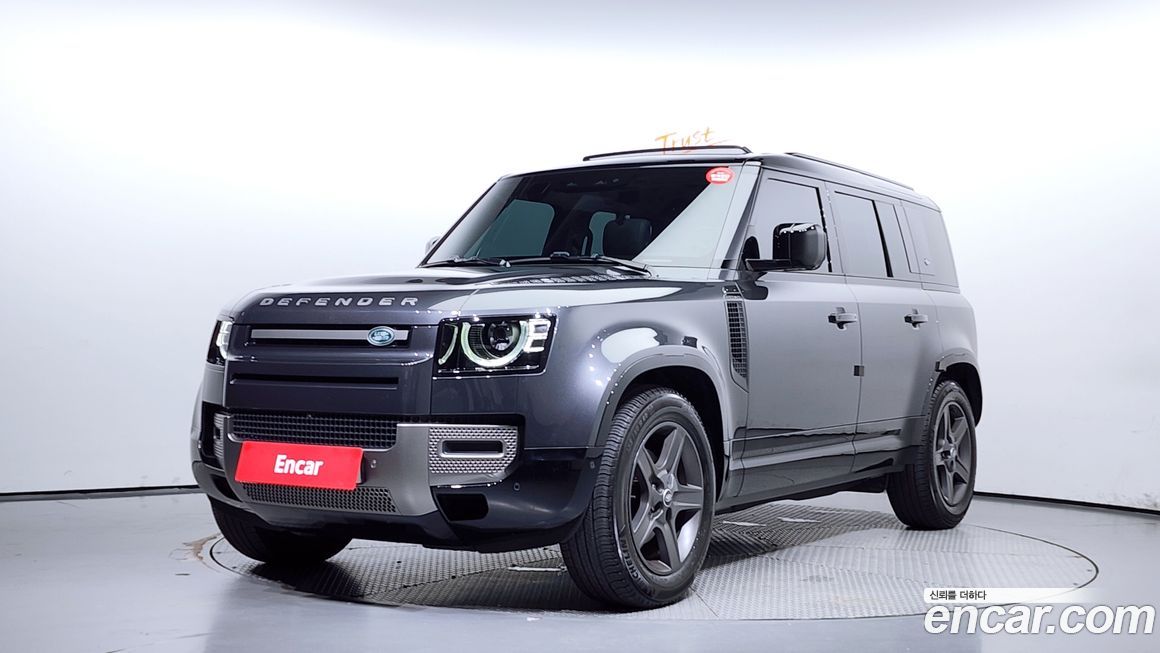 Land Rover Defender 110 P300 X-Dynamic SE, 2024