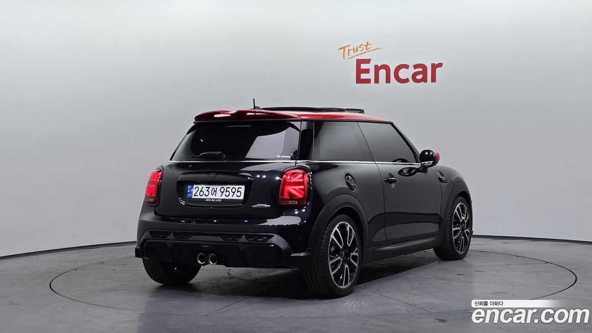 Mini Cooper JCW, 2023
