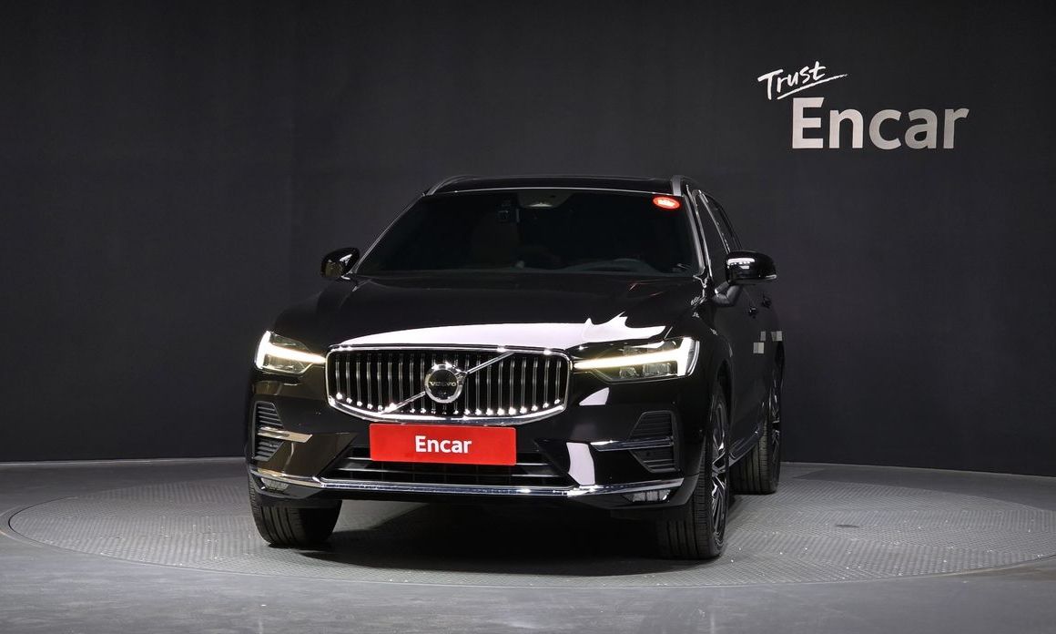 Volvo XC60 B5 Inscription, 2022