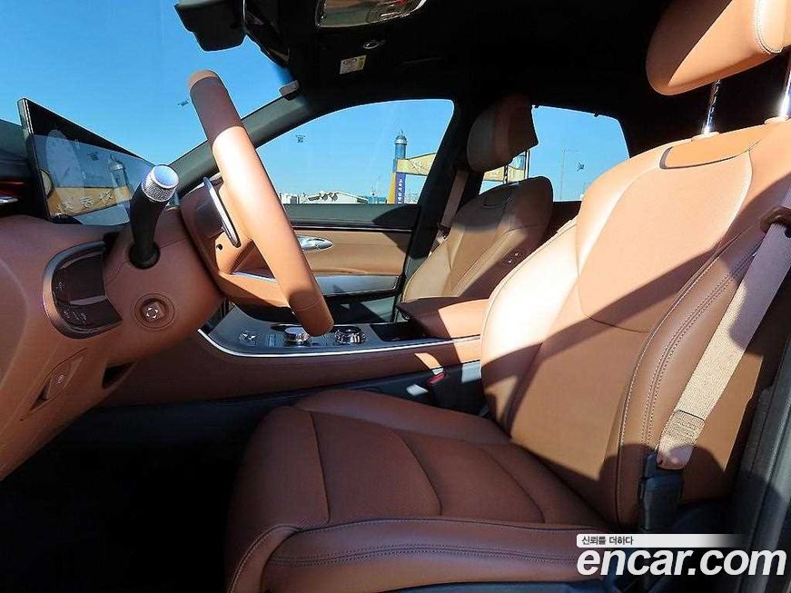 Genesis GV70 2.5T Gasoline AWD, 2025