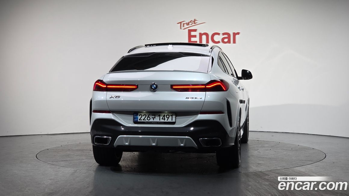 BMW X6 xDrive30d M Sport, 2024