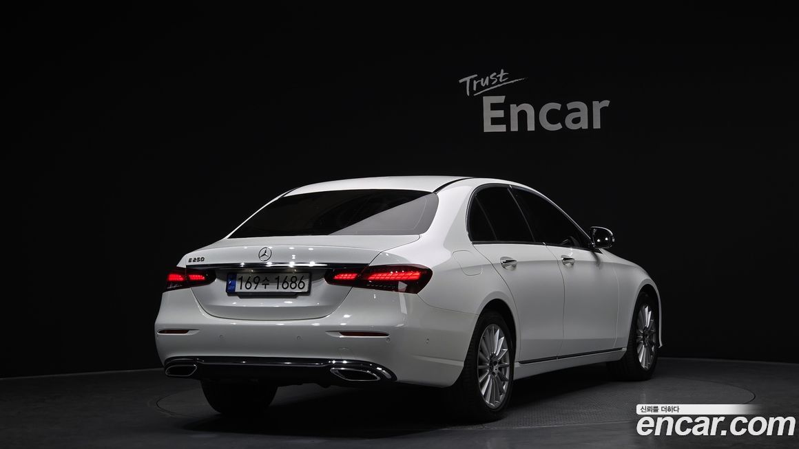 Mercedes-Benz E-Class E250 Exclusive, 2022