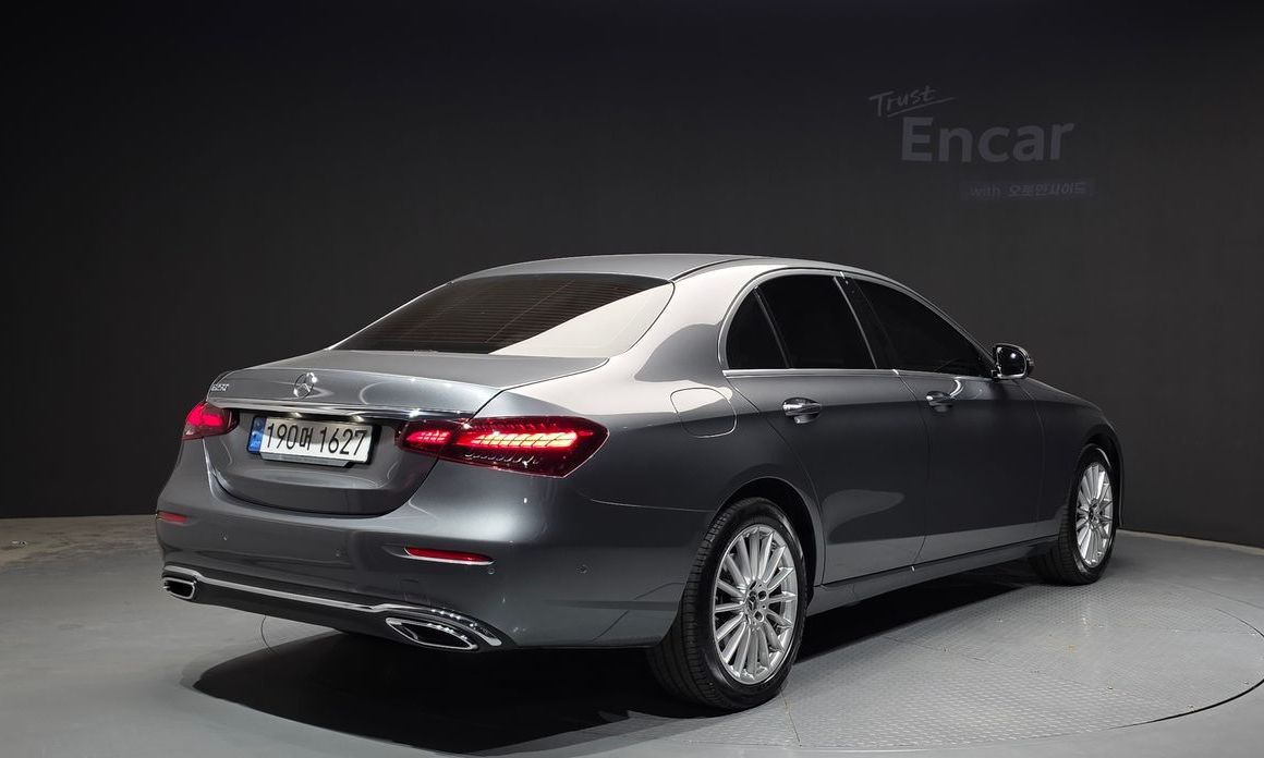 Mercedes-Benz E-Class E250 Exclusive, 2022
