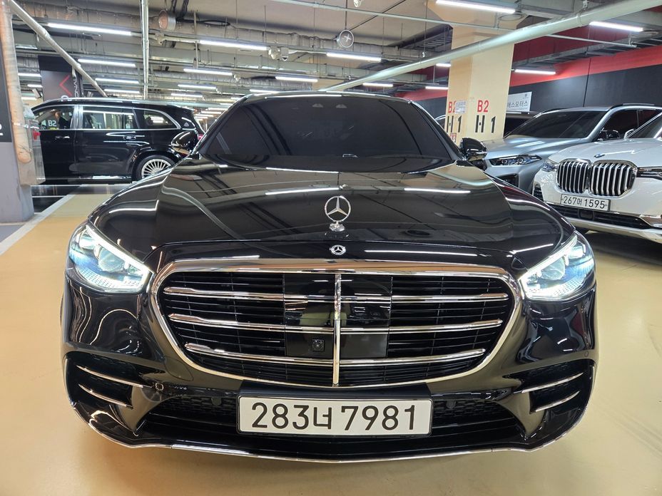 Mercedes-Benz S-Class S450 4MATIC, 2025