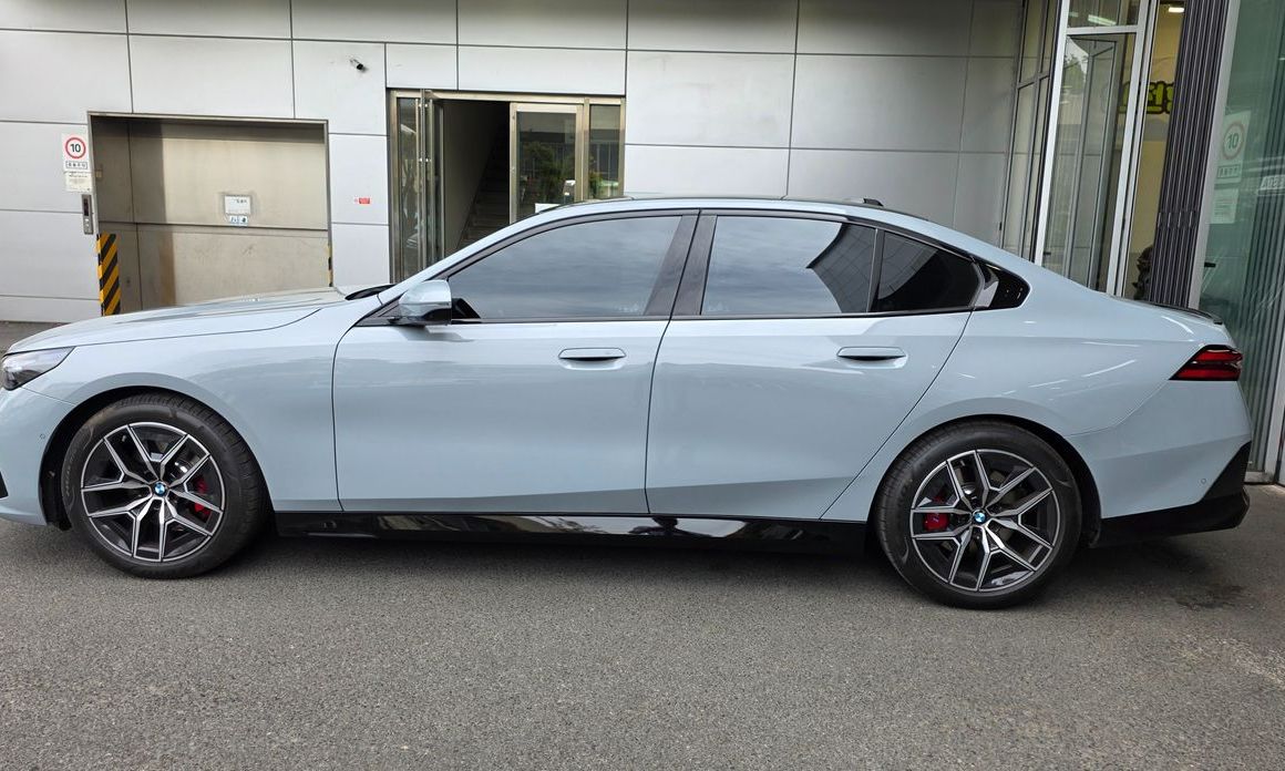 BMW 5-Series 520i Special Edition, 2026