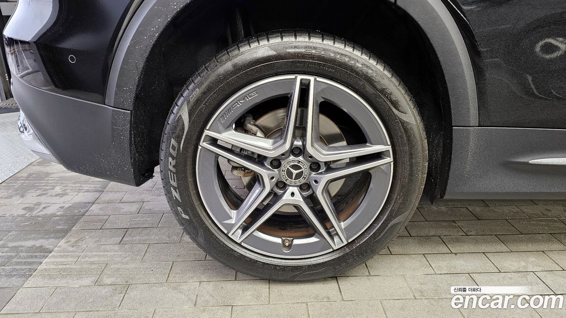 Mercedes-Benz GLB-Class GLB250 4MATIC, 2023