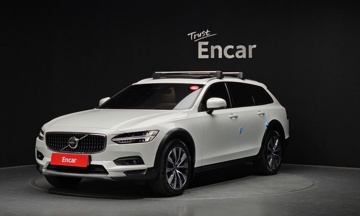 Volvo V90 B5 Ultimate AWD, 2023