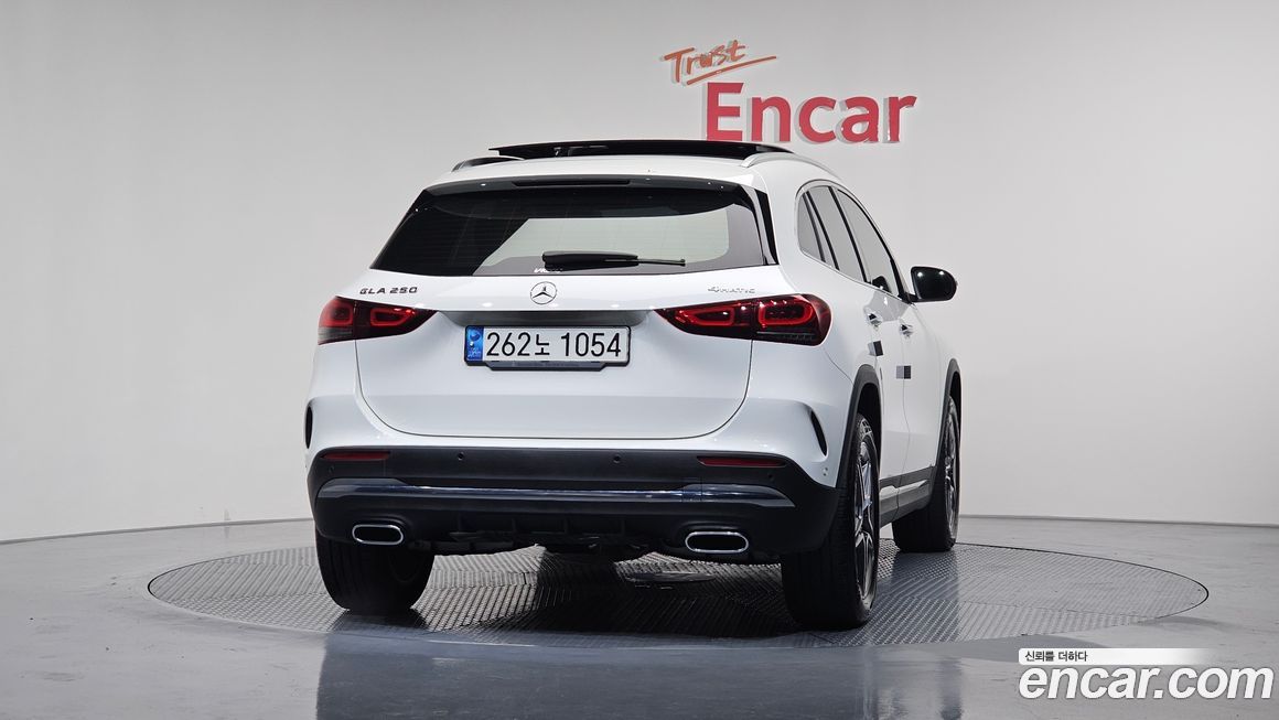 Mercedes-Benz GLA-Class GLA250 4MATIC, 2023