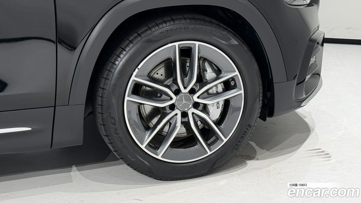 Mercedes-Benz GLB-Class AMG GLB35 4MATIC, 2025