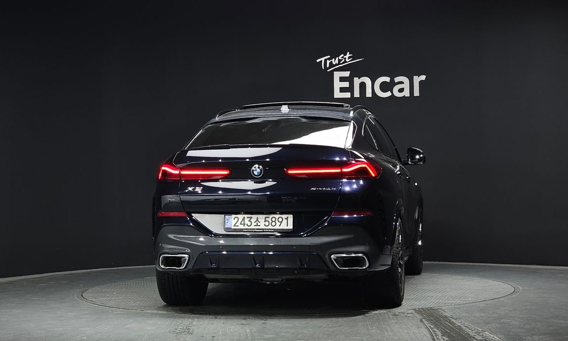 BMW X6 xDrive40i M Sport, 2025