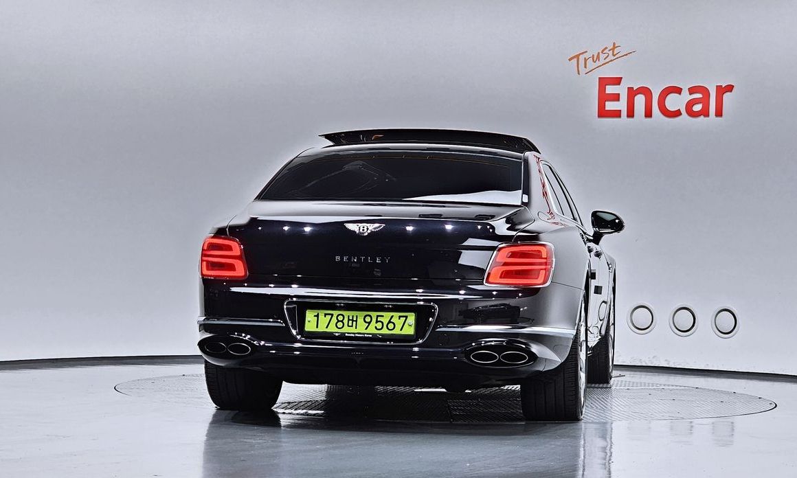 Bentley Flying Spur 4.0, 2022