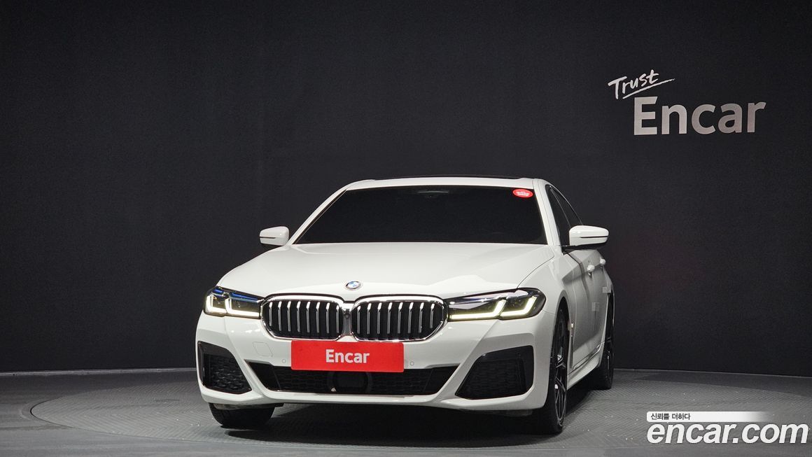 BMW 5-Series 530i M Sport Package, 2023