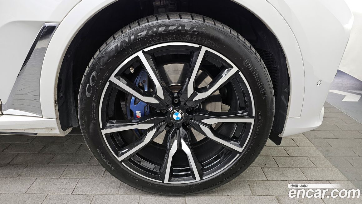 BMW X7 xDrive 40i M Sport 6STR, 2022