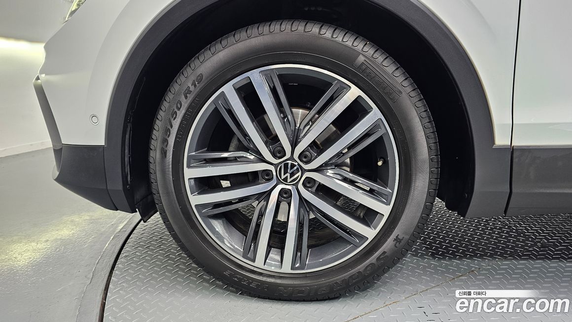Volkswagen Tiguan 2.0 TDI Prestige, 2022