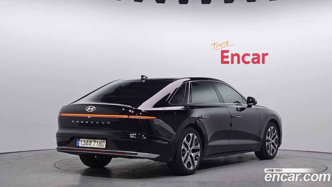 Hyundai Grandeur 2,5 Gasoline 2WD, 2025