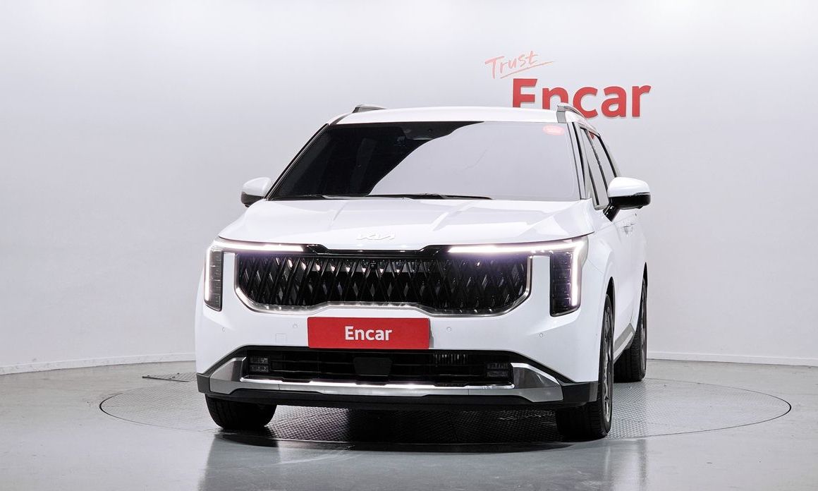 Kia Carnival 9-Seater Signature, 2025