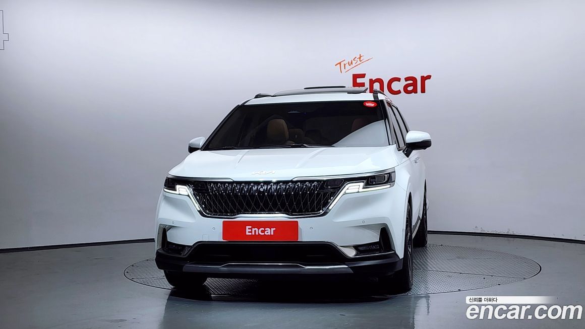 Kia Carnival 9-Seater Signature, 2023