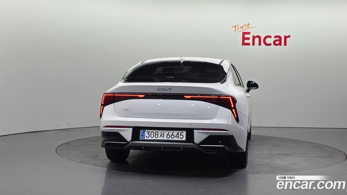 Kia K5 2.0, 2024