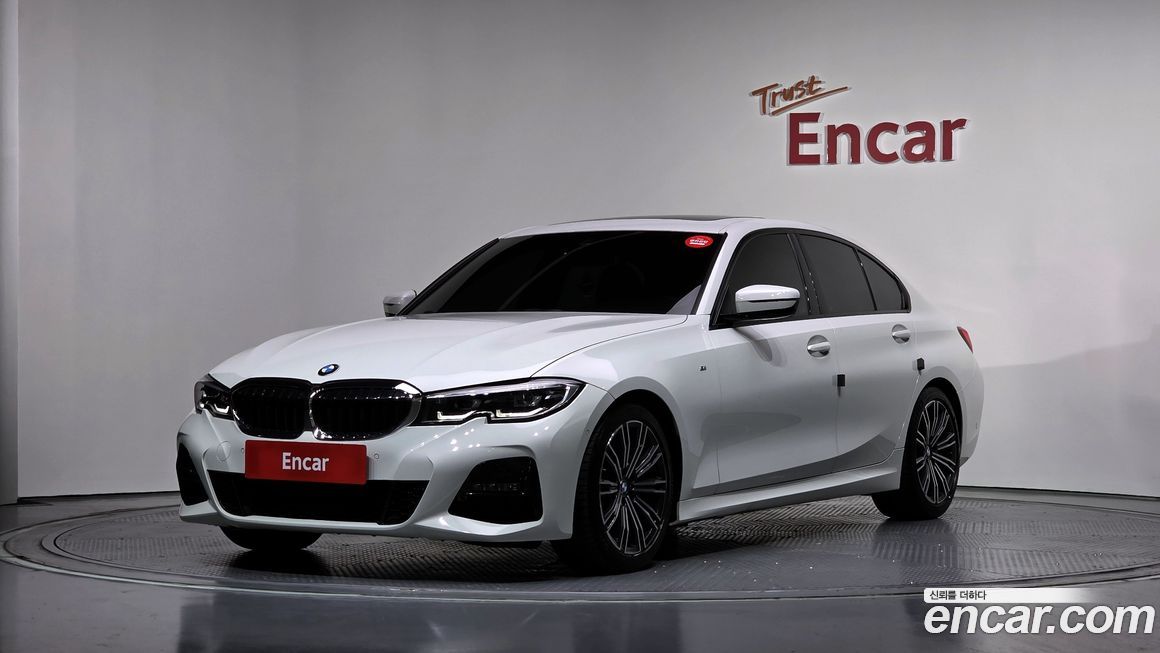 BMW 3-Series 320i M Sport, 2022