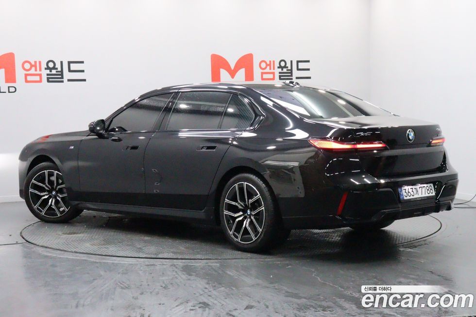 BMW 7-Series 740i xDrive M Sport, 2024