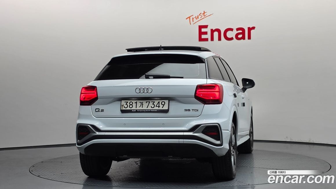 Audi Q2 35 TDI Premium, 2023