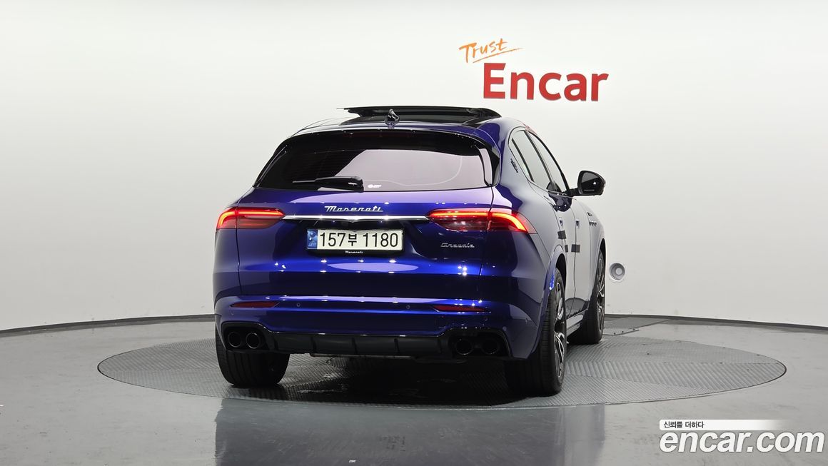 Maserati Grecale 2.0 AWD Modena, 2023