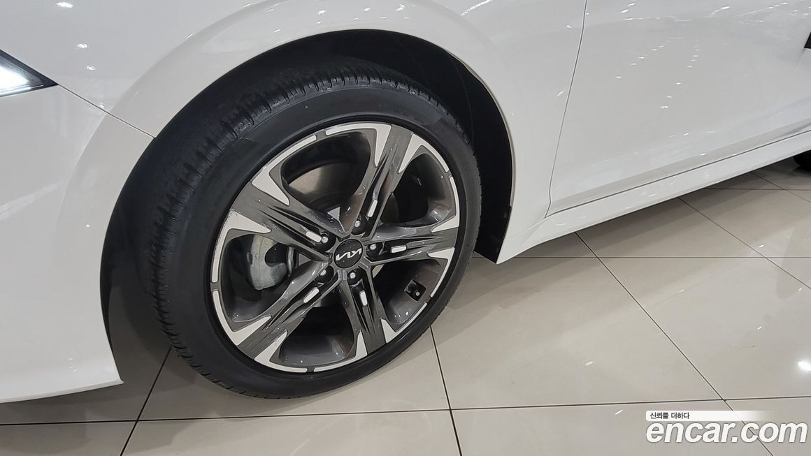 Kia K5 2.0, 2022