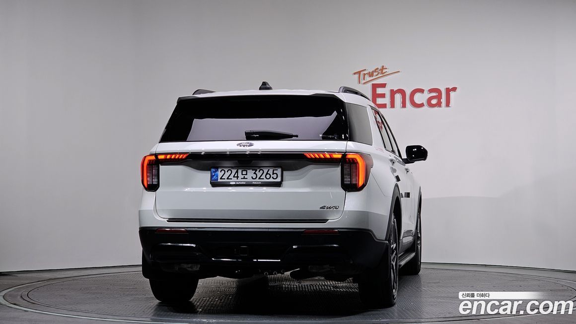 Ford Explorer 2.3 ST-Line 4WD, 2025