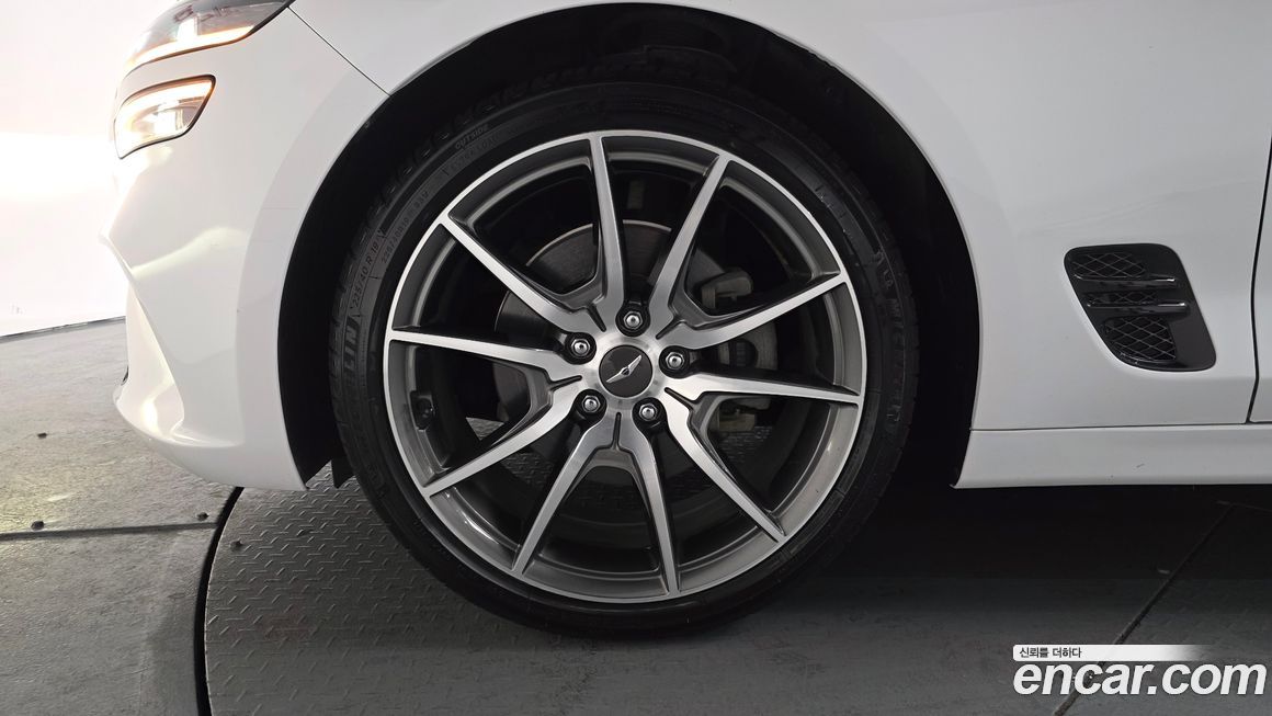 Genesis G70 Gasoline 2.0T 2WD, 2022