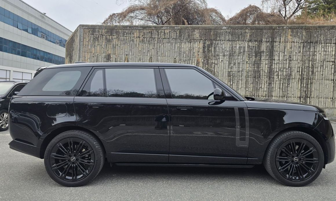 Land Rover Range Rover P530 Autobiography Long Wheel Base, 2025