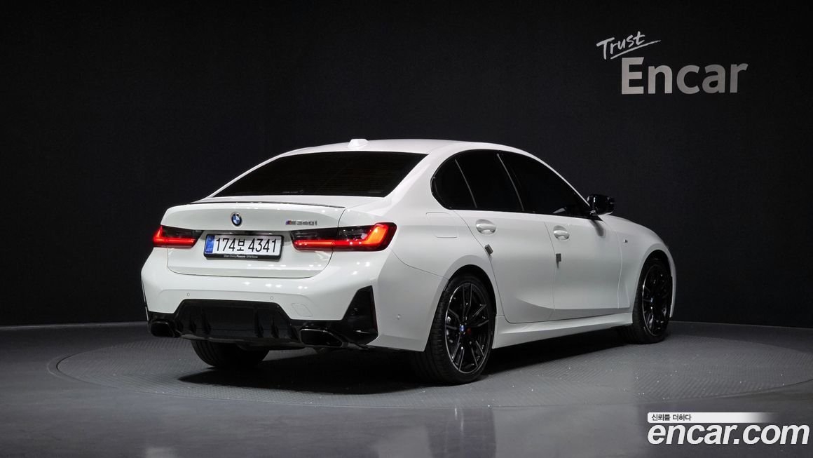 BMW 3-Series M340i Pro, 2025