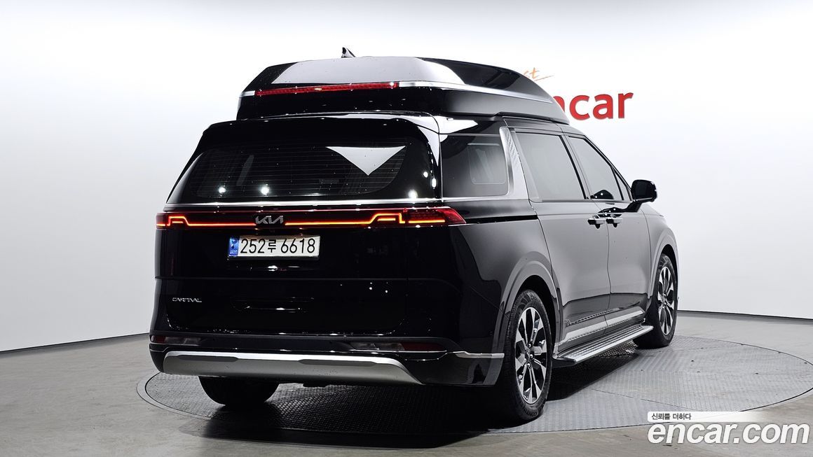 Kia Carnival 7-Seater Hi-Limousine, 2023