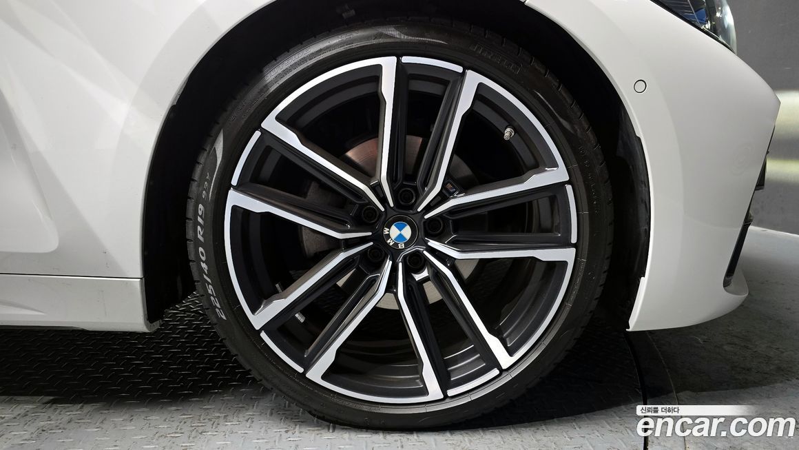 BMW 4-Series 420i M Sport Convertible, 2024