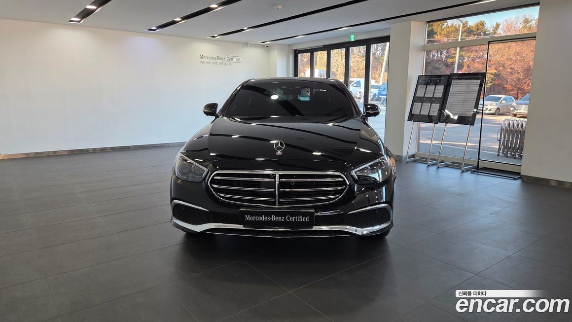 Mercedes-Benz E-Class E350 4MATIC Exclusive, 2023