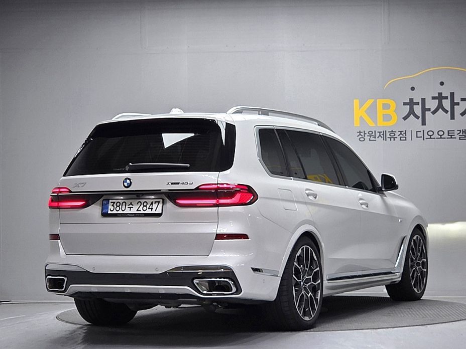 BMW X7 xDrive 40d M Sport 6STR, 2025