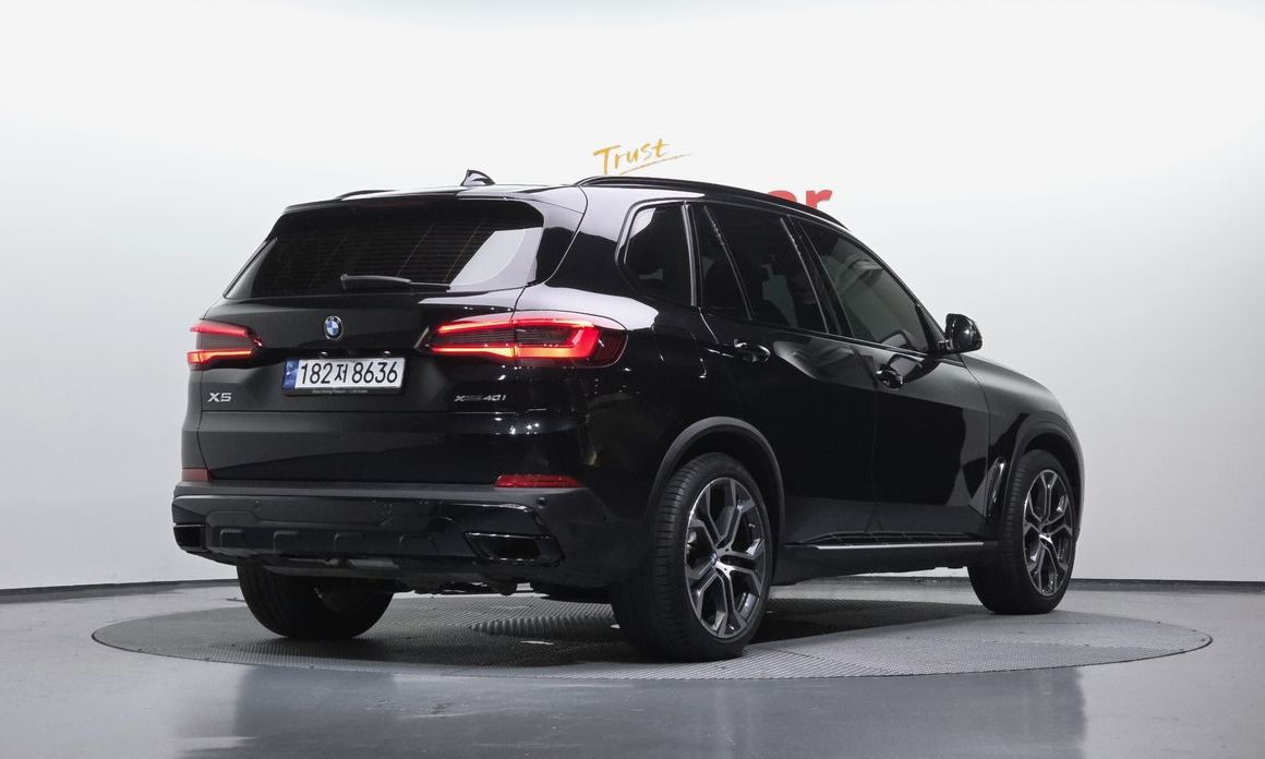 BMW X5 xDrive 40i xLine, 2022