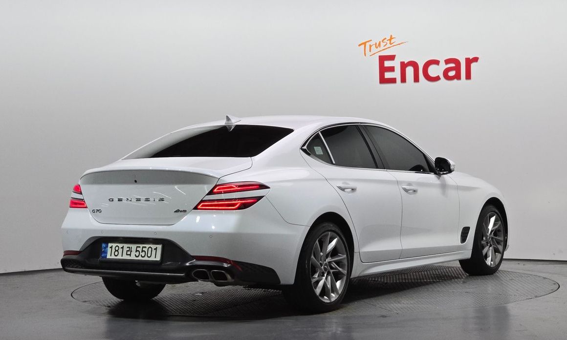 Genesis G70 Gasoline 2.0T 4WD, 2022