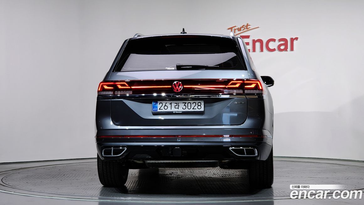 Volkswagen Atlas 2.0 TSI R-LINE 6-Seater, 2025