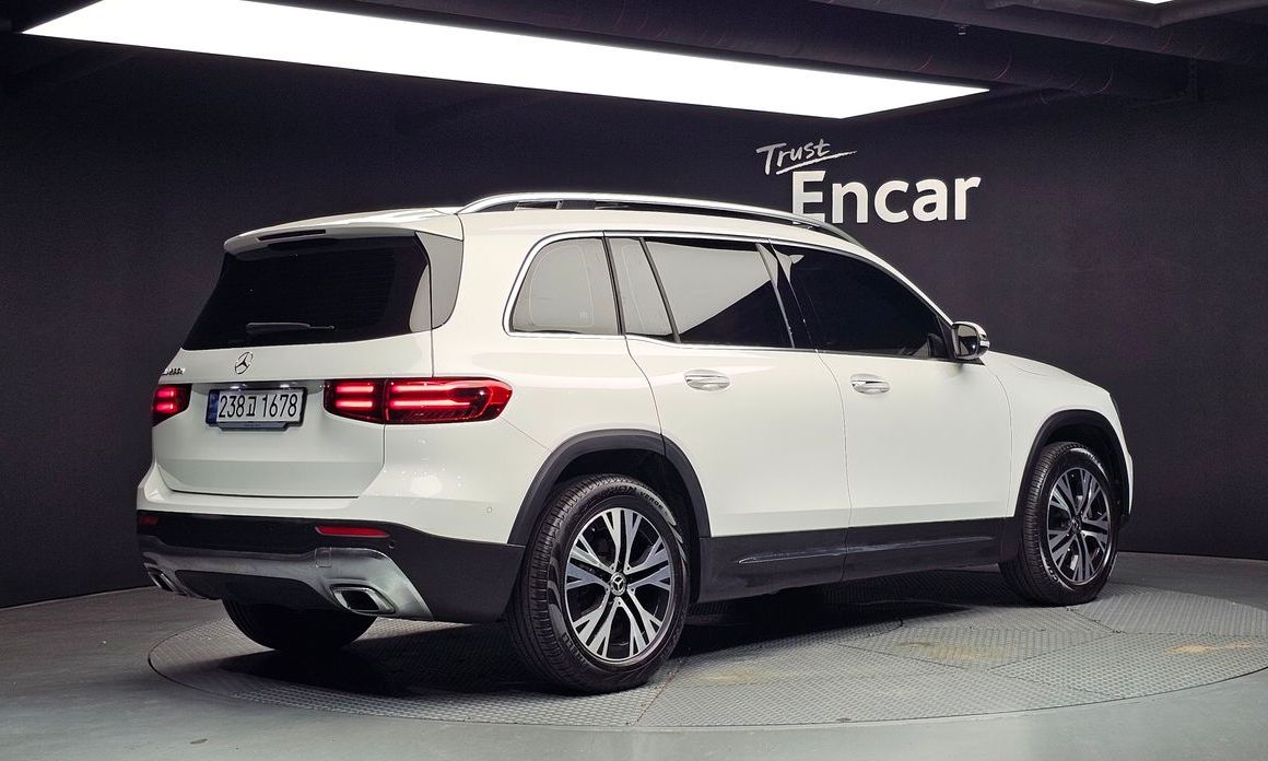 Mercedes-Benz GLB-Class GLB200 d, 2024