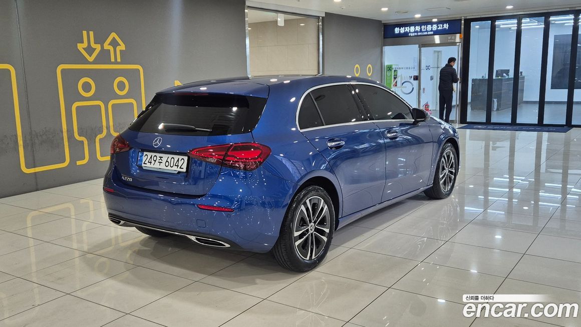 Mercedes-Benz A-Class A220 Hatchback, 2024