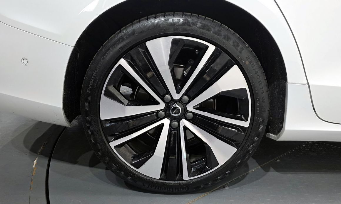 Volvo S60 B5 Ultra Bright, 2025