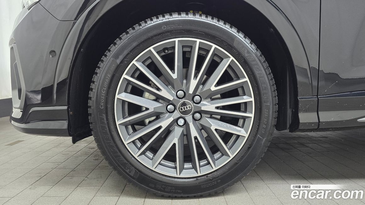 Audi Q3 35 TDI Premium, 2023