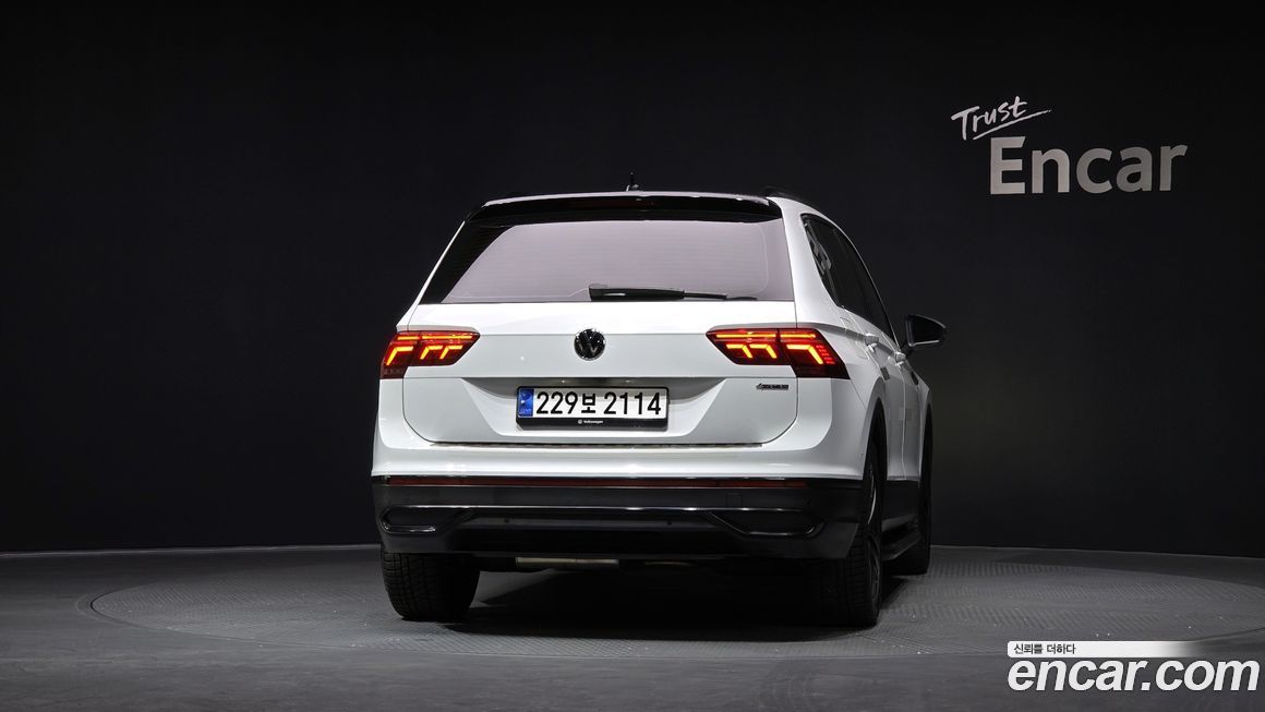 Volkswagen Tiguan 2.0 TDI 4Motion Prestige, 2023