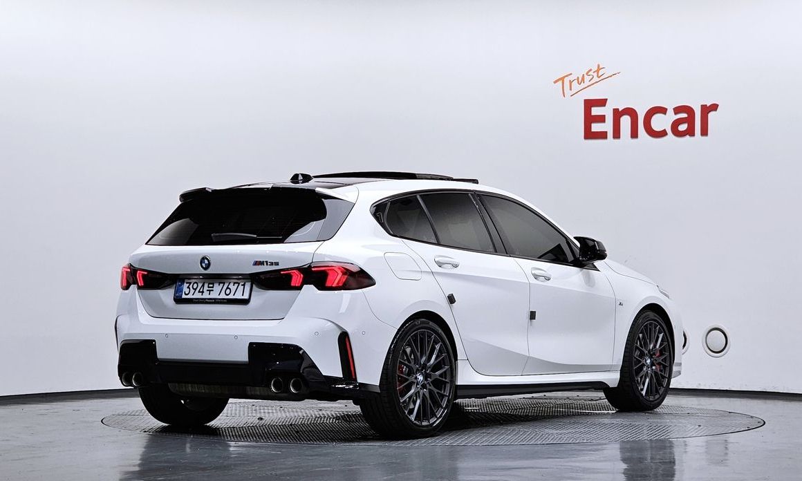 BMW 1-Series M135 xDrive, 2025