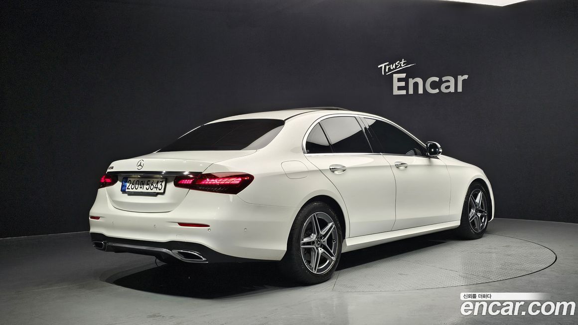 Mercedes-Benz E-Class E250 AMG Line, 2023