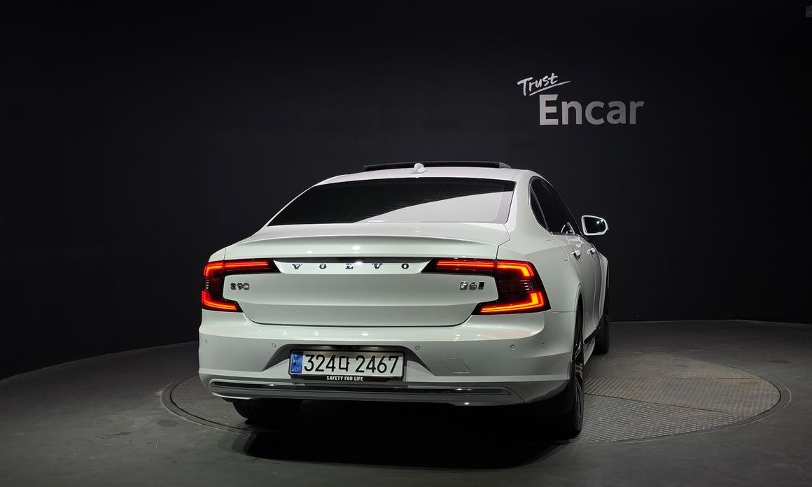 Volvo S90 B6 AWD Ultra Bright, 2023