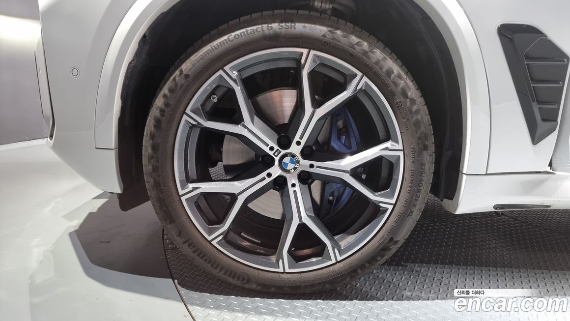 BMW X5 xDrive 40i M Sport, 2025